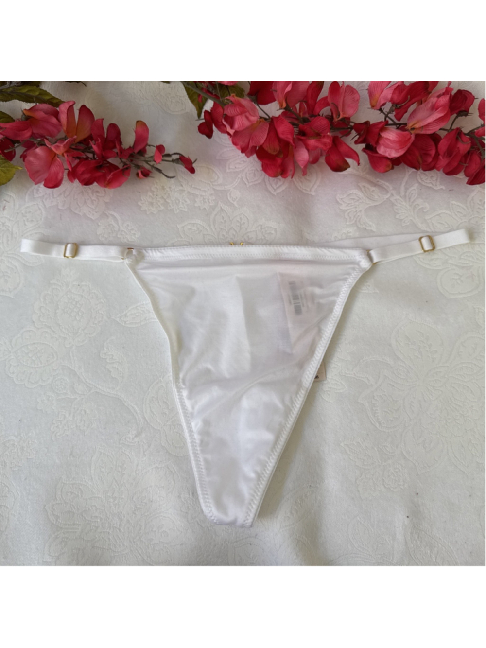 VICTORIA'S SECRET M SILKY WHITE GOLD CHARM ADJ SIDE V STRING STRAPPY PANTIES NWT